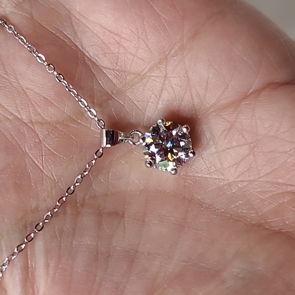 Moissanite 3 carat Round cut Solitare Necklace - Picture 1 of 15